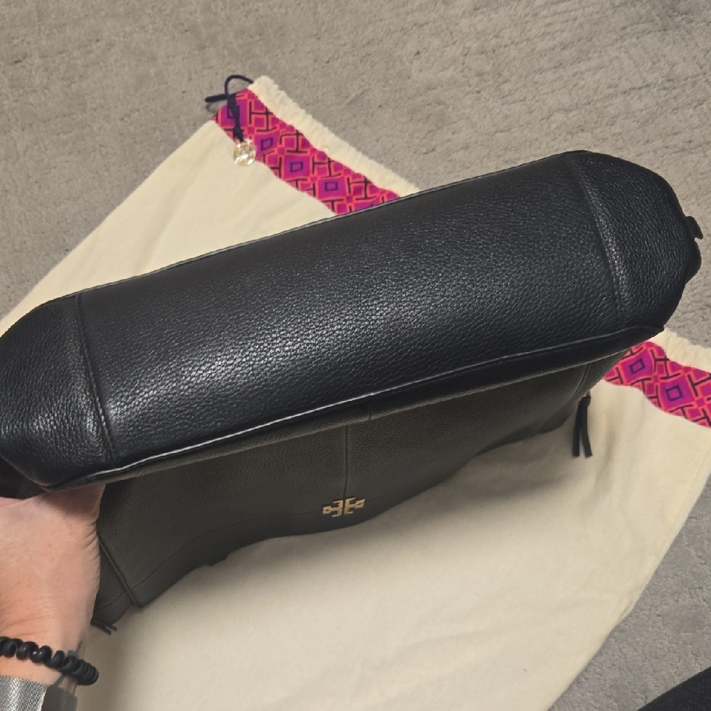 Black Leather Tote Bag - Picture 6 of 6